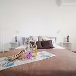 Giulia Гостевой дом